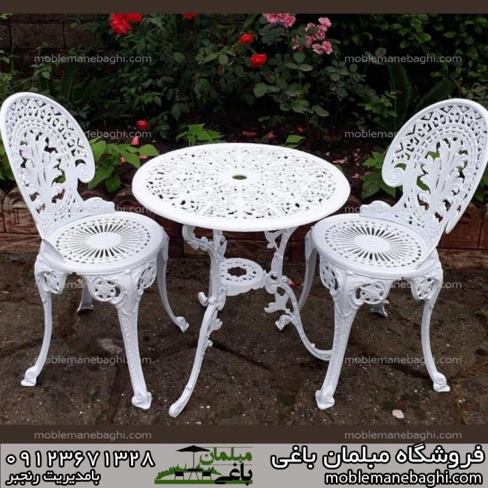 میز و صندلی طاووسی مبلمان باغی طاووسی دونفره سفید رنگ