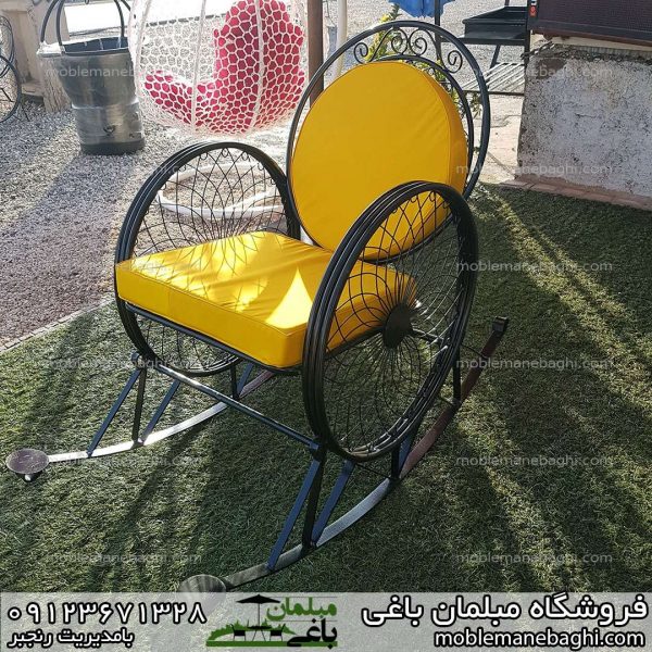 صندلی گهواره ای یا راک فلزی با پارچه ضد آب زرد رنگ